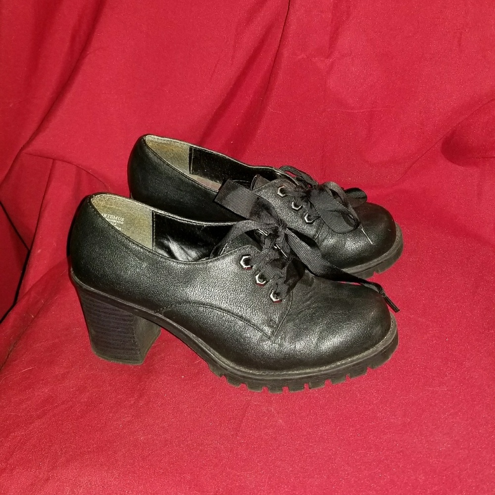 Oxford Heels